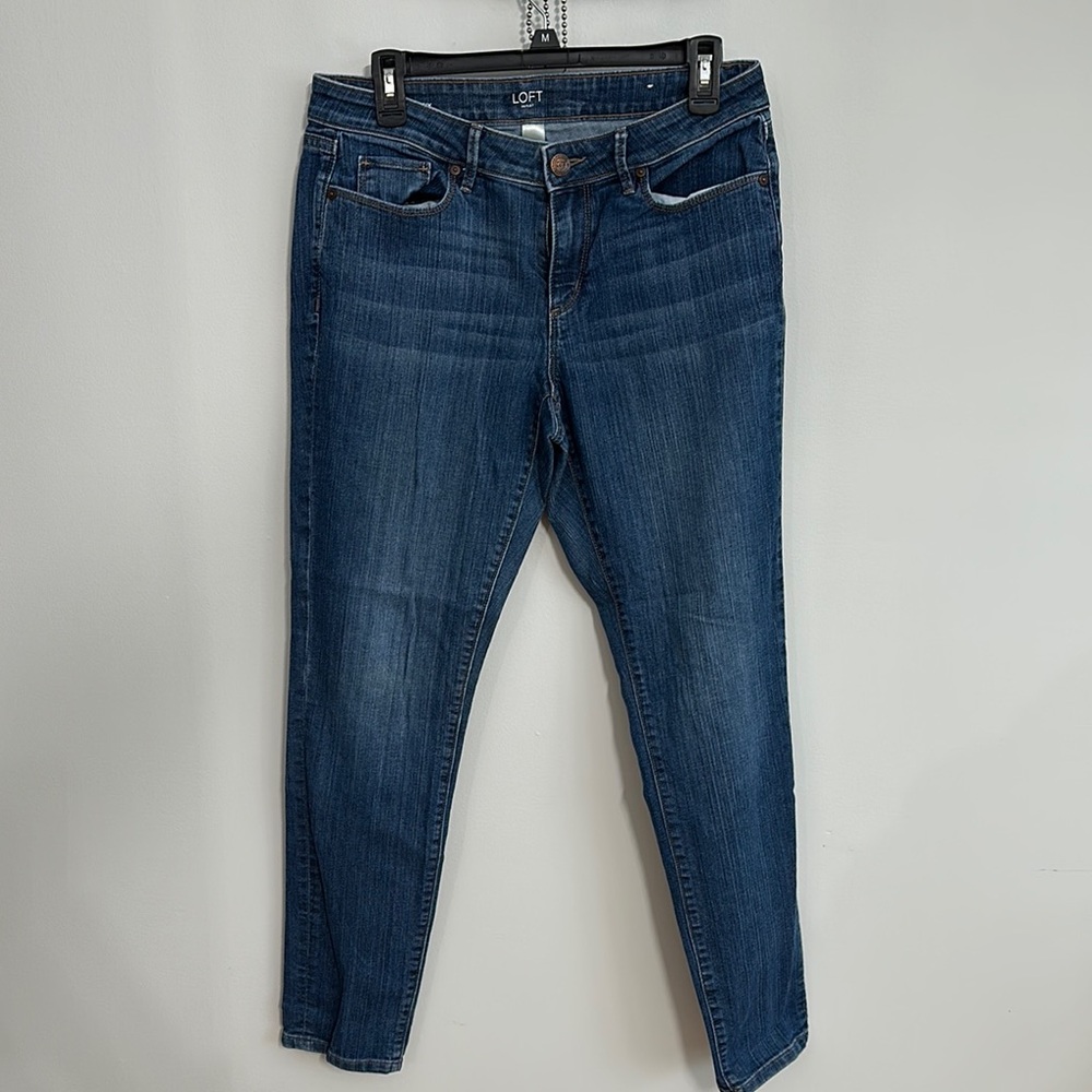 LOFT Curvy Skinny Blue Jeans